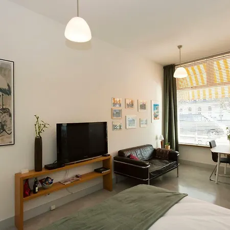 Veenkadebnb Apartment