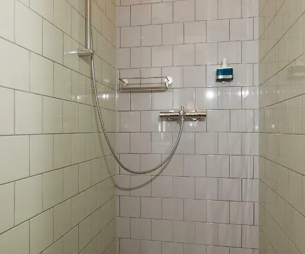 Veenkadebnb Apartamento Haia